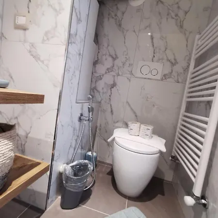 Vacancy San Tommaso * トリノ