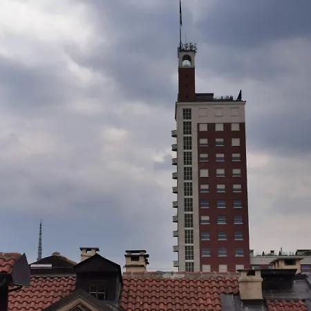 Vacancy San Tommaso * Turin